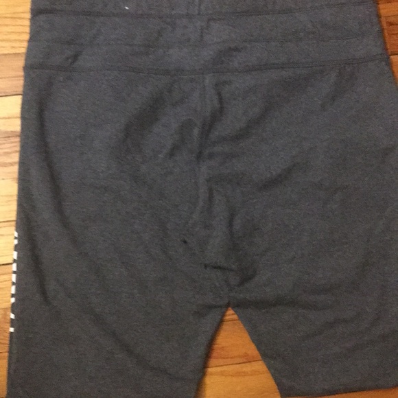 NWOT Tommy Hilfiger joggers - Picture 4 of 5